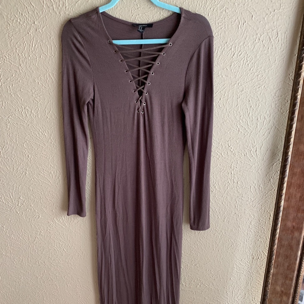 Long sleeved maxi dress